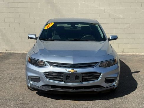 Used 2017 Chevrolet Malibu LT w/ Leather Package FWD image 16