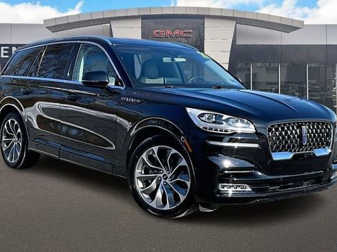Used 2021 Lincoln Aviator Grand Touring w/ Equipment Group 302A image 11