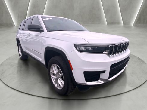 Used 2024 Jeep Grand Cherokee L Laredo w/ Luxury Tech Group I AWD/4WD image 1
