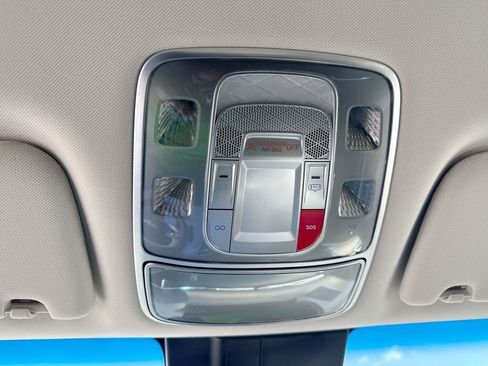 Used 2025 Genesis GV70 2.5T image 16