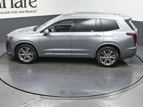 Used 2024 Cadillac XT6 Premium Luxury w/ Technology Package AWD/4WD image 44