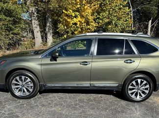 Used 2018 Subaru Outback 2.5i Touring w/ Popular Package #3 video 2