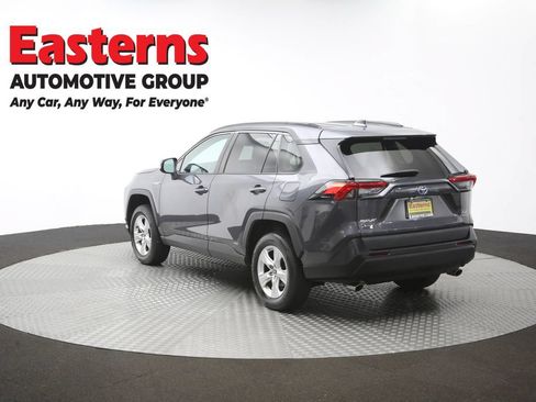 Used 2021 Toyota RAV4 XLE AWD/4WD image 64