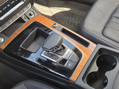 Certified 2023 Audi Q5 2.0T Premium w/ Convenience Package image 23