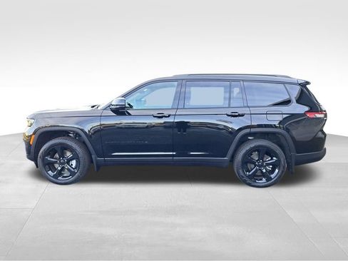 New 2025 Jeep Grand Cherokee L Limited w/ Luxury Tech Group II AWD/4WD image 2