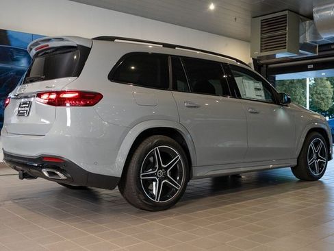 New 2026 Mercedes-Benz GLS 450 4MATIC image 6