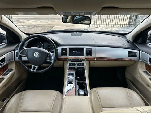 Used 2013 Jaguar XF 3.0 image 10