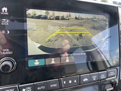 Used 2024 Honda Odyssey EX-L image 20