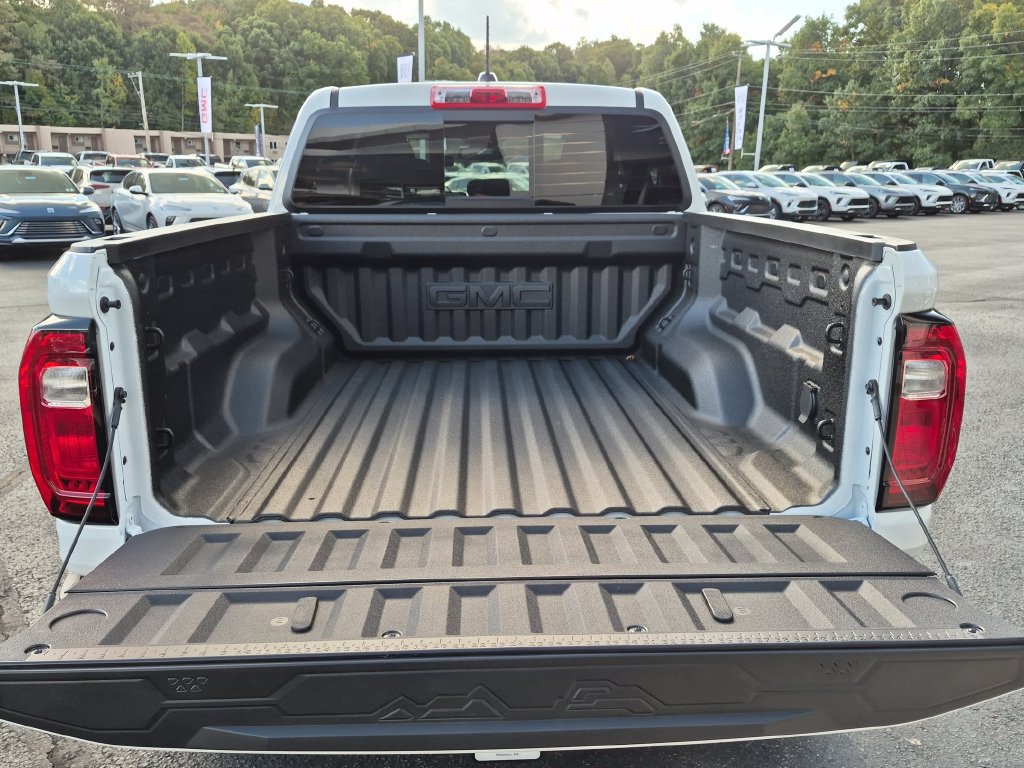New 2026 GMC Canyon Denali AWD/4WD image 9