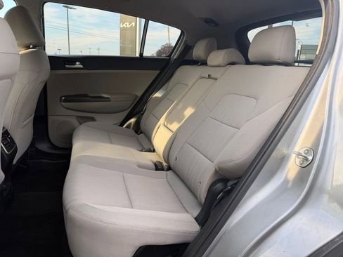 Used 2020 Kia Sportage LX FWD image 25