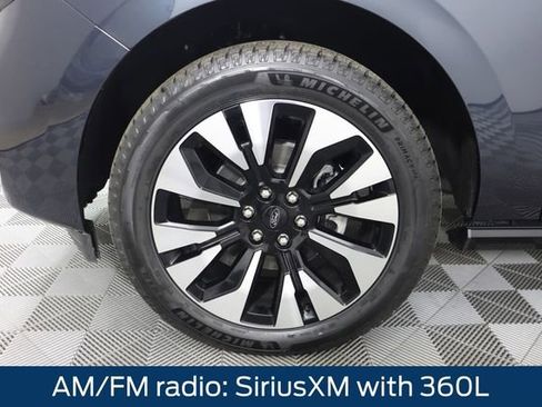 New 2025 Ford Expedition Max Platinum w/ Driver's Package image 14