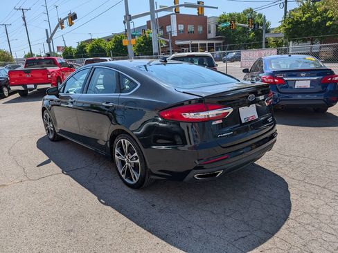 Used 2020 Ford Fusion Titanium AWD/4WD image 8