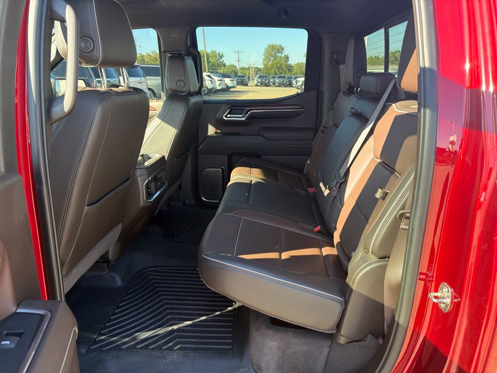 Used 2024 GMC Sierra 1500 Denali w/ Technology Package AWD/4WD image 23