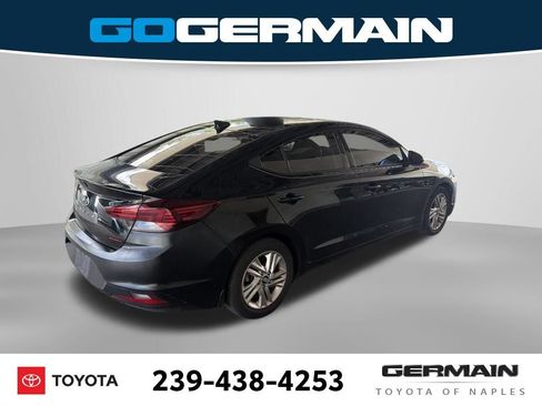 Used 2019 Hyundai Elantra SEL FWD image 7