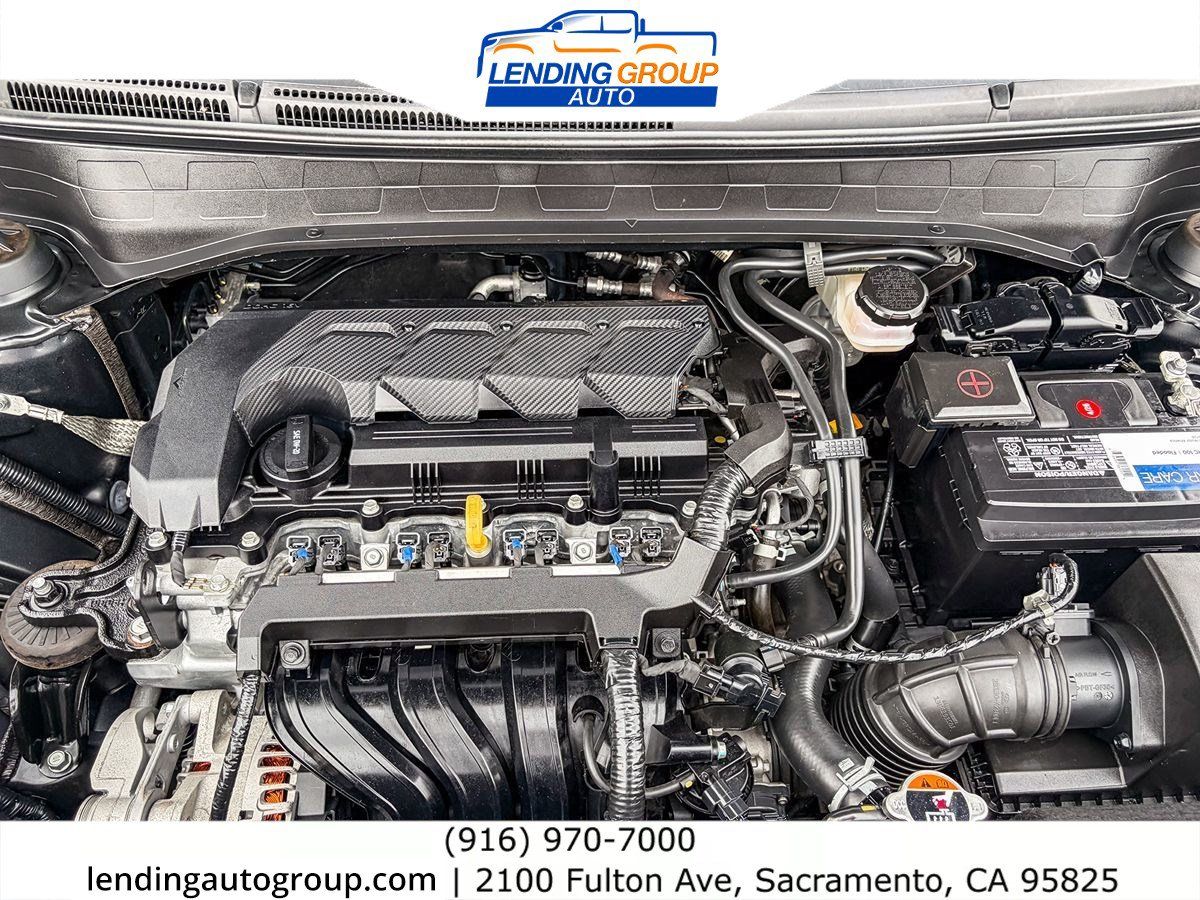 Used 2023 Hyundai Venue SEL FWD image 26