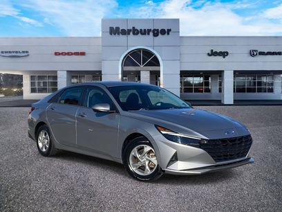 Used 2023 Hyundai Elantra SE