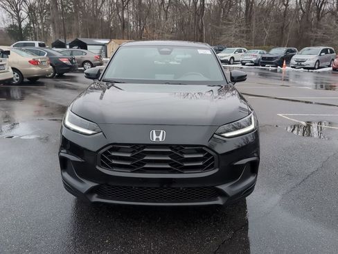 Certified 2025 Honda HR-V Sport image 2