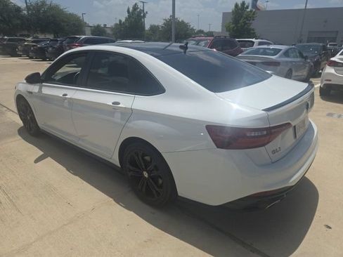 Used 2022 Volkswagen Jetta GLI Autobahn FWD image 4