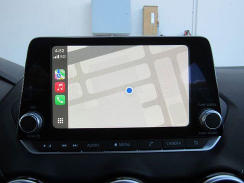 Used 2025 Nissan Sentra SV image 10