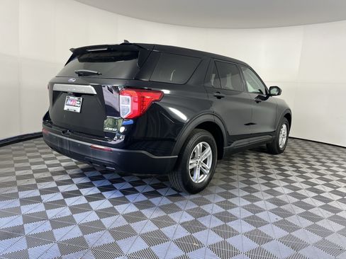 Used 2023 Ford Explorer 4WD image 5