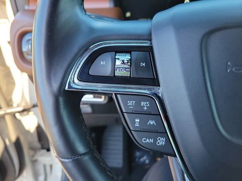 Used 2022 Lincoln Nautilus Reserve image 23