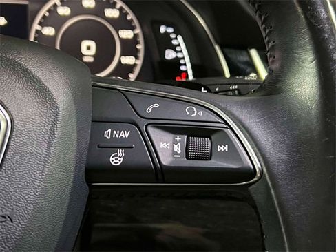 Used 2017 Audi Q7 2.0T Premium Plus w/ Premium Plus Package image 26