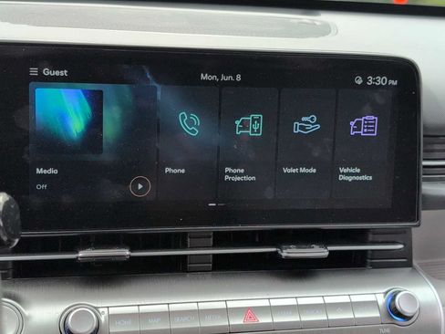 Used 2025 Hyundai Kona SEL FWD image 27