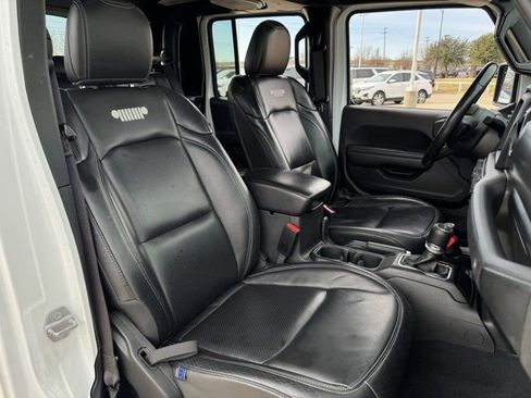 Used 2022 Jeep Gladiator Sport image 32