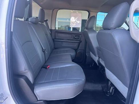 Used 2018 RAM 3500 Tradesman w/ Chrome Appearance Group AWD/4WD image 14
