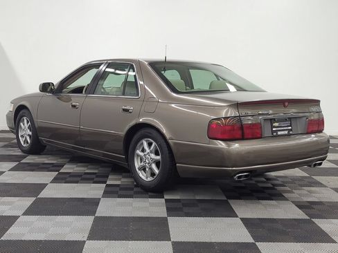Used 2000 Cadillac Seville STS w/ Convenience Pkg FWD image 5