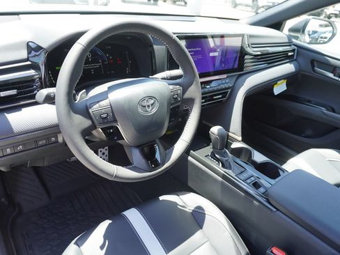New 2026 Toyota Camry SE w/ Multimedia Upgrade Package FWD image 9