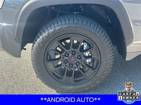 Used 2025 Toyota Tundra SR5 w/ SR5 Premium Package AWD/4WD image 11