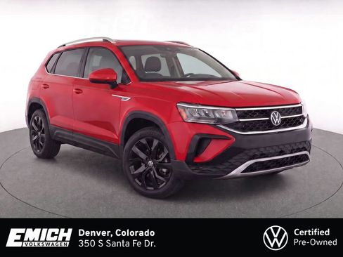 Certified 2023 Volkswagen Taos SE AWD/4WD image 1