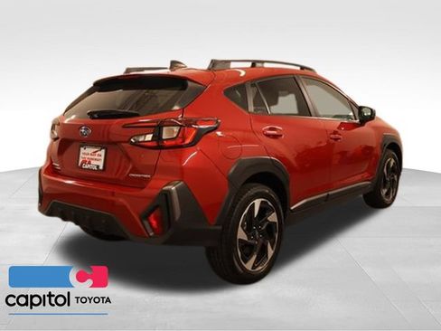 Used 2024 Subaru Crosstrek 2.5i Limited w/ Crosstrek Mirror Package AWD/4WD image 2