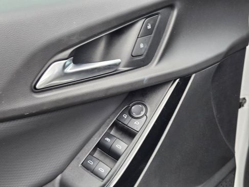Used 2025 Chevrolet Equinox LT FWD image 21