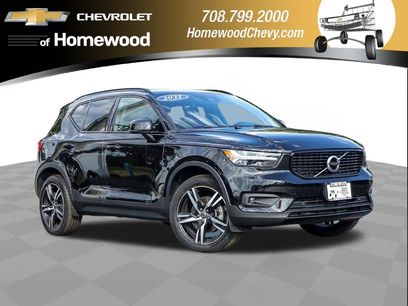 Used 2021 Volvo XC40 T5 R-Design w/ Climate Package