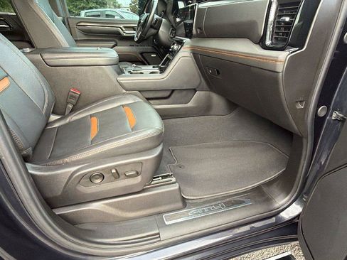 Used 2024 GMC Sierra 2500 AT4 w/ AT4 Premium Plus Package AWD/4WD image 20
