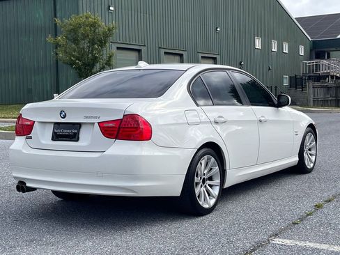 Used 2011 BMW 328i xDrive Sedan AWD/4WD image 7