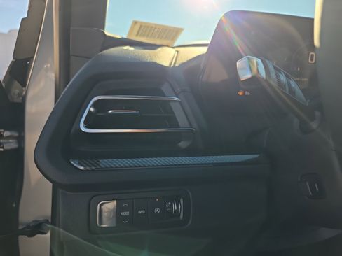 New 2026 Chevrolet Traverse High Country image 22