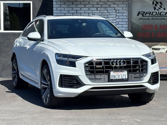 Used 2019 Audi Q8 Premium Plus w/ Premium Plus AWD/4WD image 2