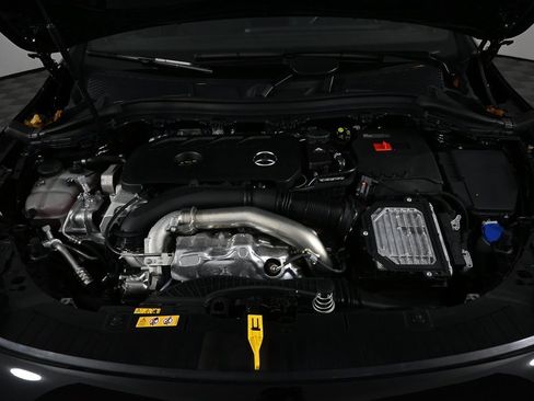 Certified 2025 Mercedes-Benz GLA 250 image 31