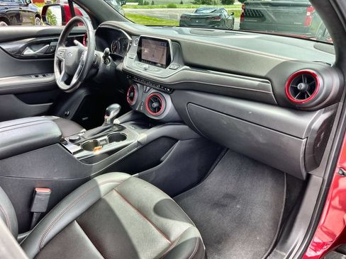 Certified 2021 Chevrolet Blazer RS w/ Enhanced Convenience Package AWD/4WD image 30
