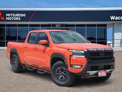 Certified 2025 Nissan Frontier PRO-4X AWD/4WD image 1