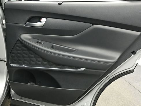 Used 2022 Hyundai Santa Fe SEL Premium image 17