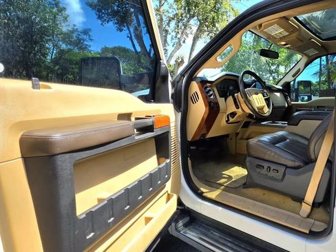 Used 2016 Ford F350 King Ranch AWD/4WD image 9