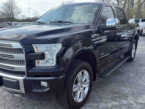 Used 2016 Ford F150 Platinum w/ Equipment Group 701A Luxury image 4