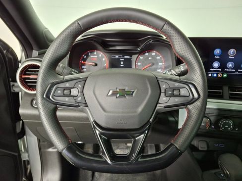 Used 2024 Chevrolet Trax RS w/ Driver Confidence Package image 12