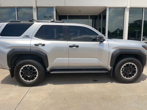 Used 2025 Toyota 4Runner TRD Off-Road AWD/4WD image 5