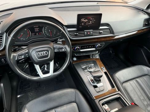 Used 2019 Audi Q5 2.0T Premium w/ Convenience Package image 31