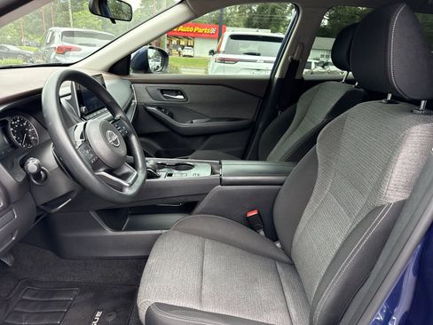 Used 2023 Nissan Rogue SV FWD image 9